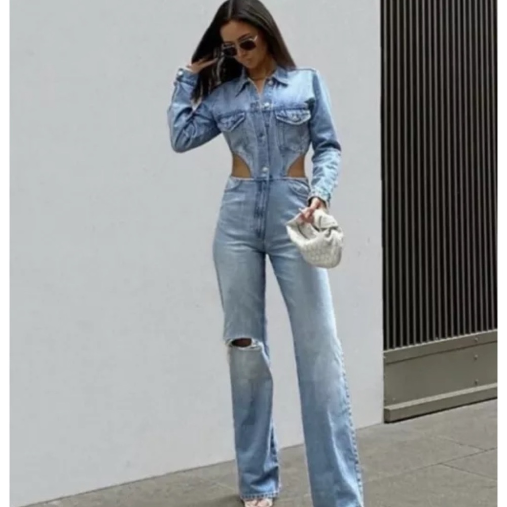✨ Bloggers Fav ✨ ZARA NWT FULL LENGTH DENIM cutout Jumpsuit XS
